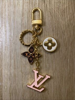 Louis Vuitton Pink & Gold Monogram LV Bag Charm Key Holder